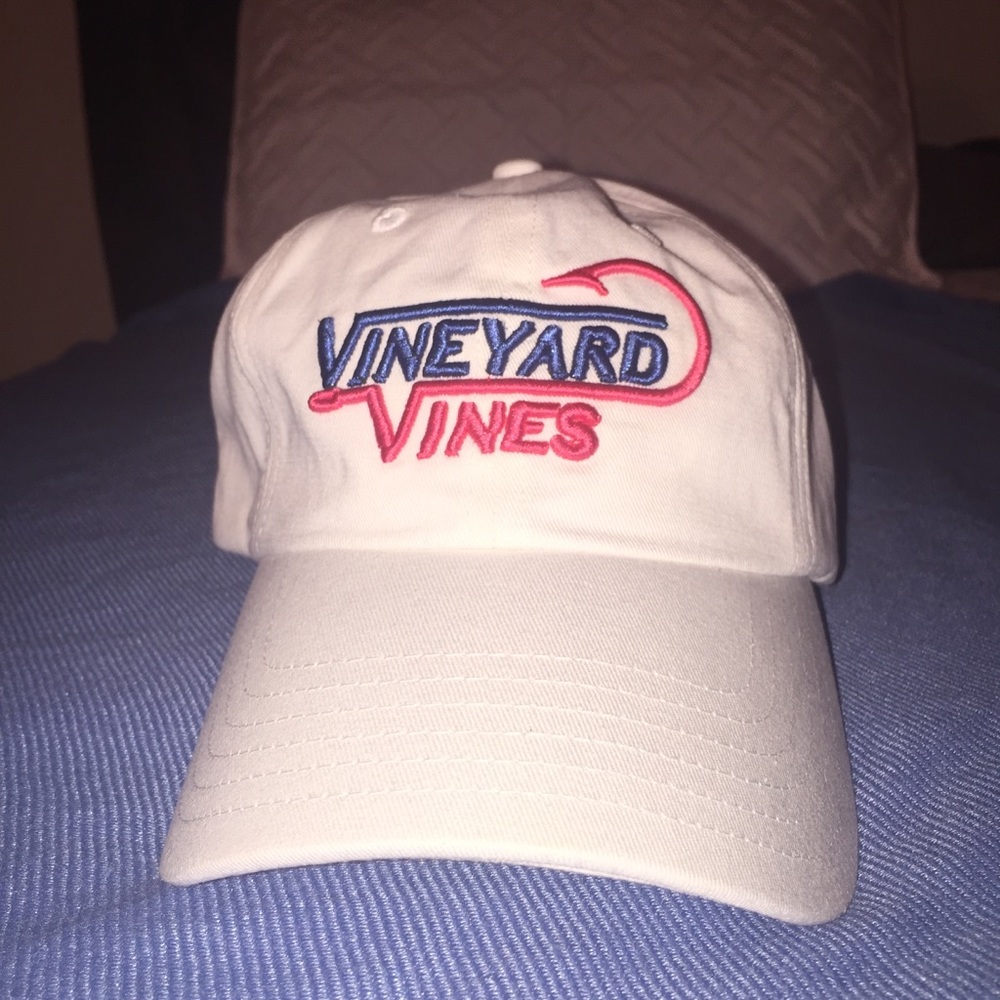 Brand New Vineyard Vines Hat
